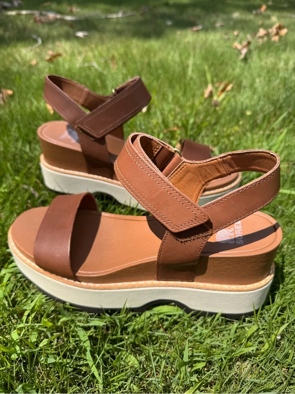 Sorel Joanie IV Y Strap Tan Leather Wedge Platform Sandals 9M